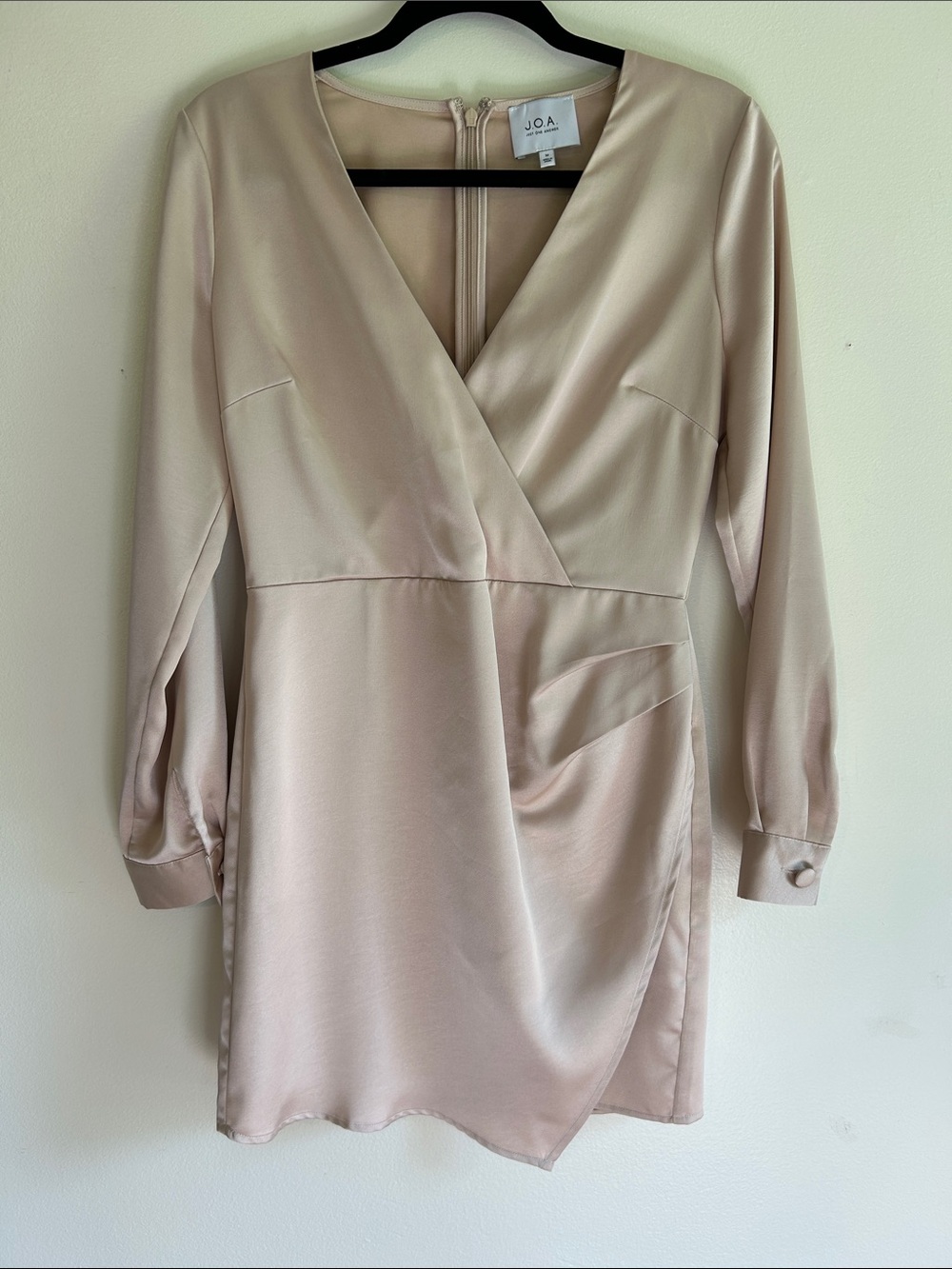 J.O.A. Blush Wrap-Style Satin Long Sleeve Mini Dress Size Medium